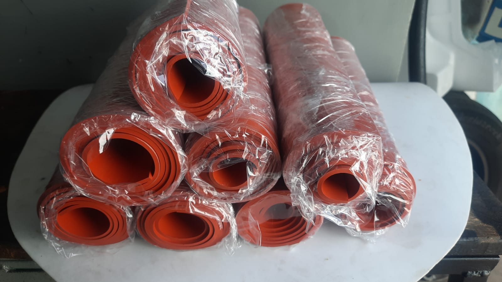Rollos en silicon rojo